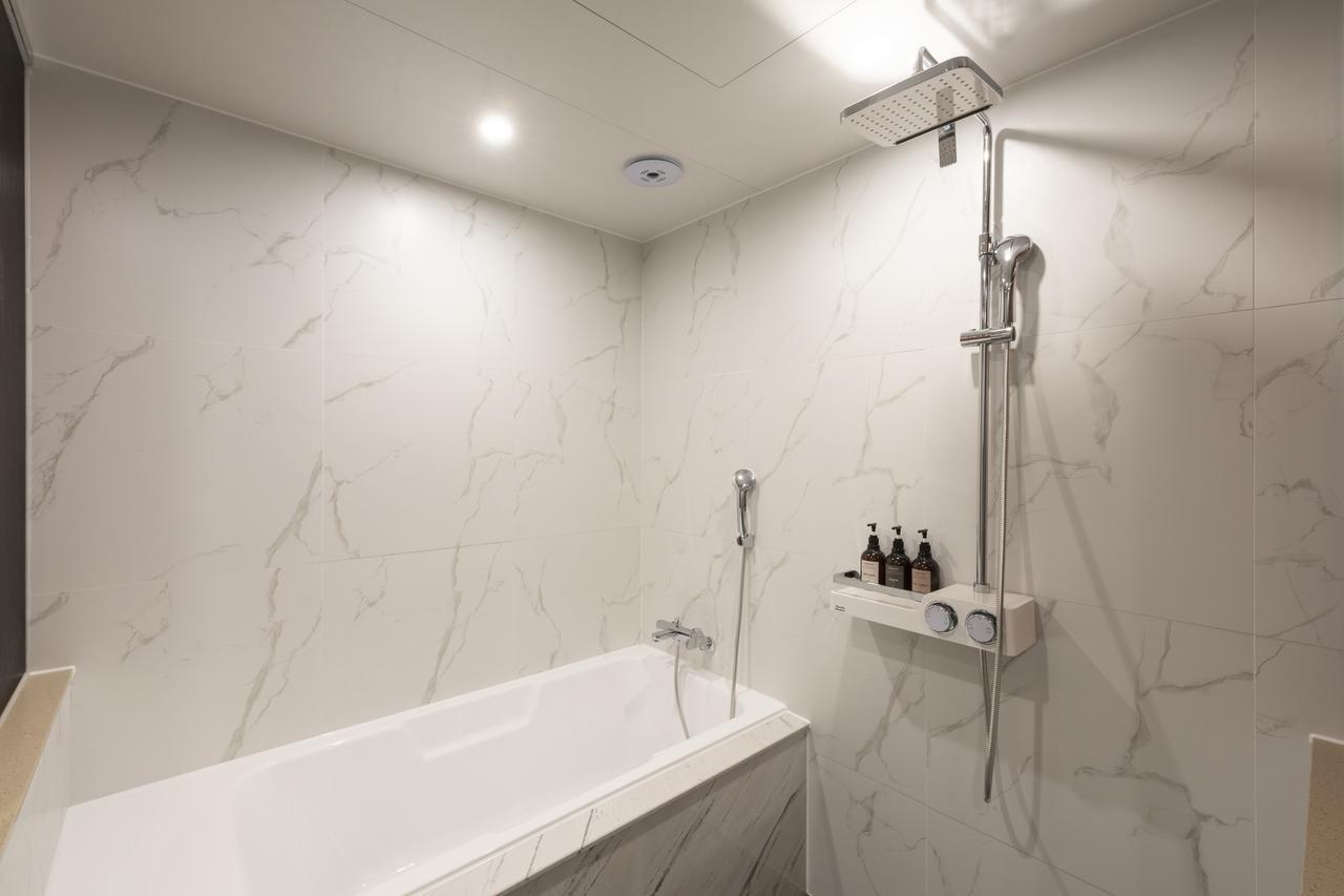 Brown-Dot Hotel Gupo Μπουσάν Εξωτερικό φωτογραφία