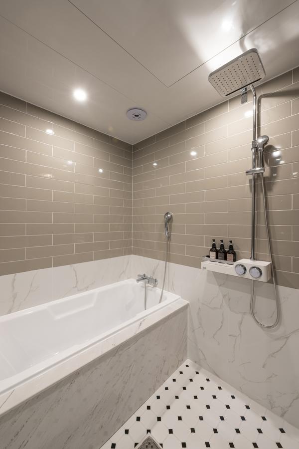 Brown-Dot Hotel Gupo Μπουσάν Εξωτερικό φωτογραφία